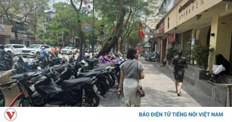 Kinh tế vỉa hè và bài toán quản trị đô thị