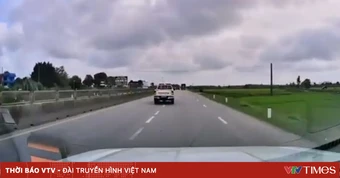 Kịp thời dẫn đường, CSGT giúp bé gái vượt cơn nguy kịch