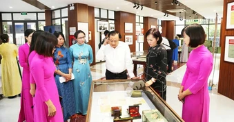 Kỷ vật của những cán bộ đi B: Vẫn tiếp diễn những hành trình tri ân