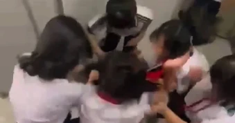 Lá chắn bảo vệ trẻ