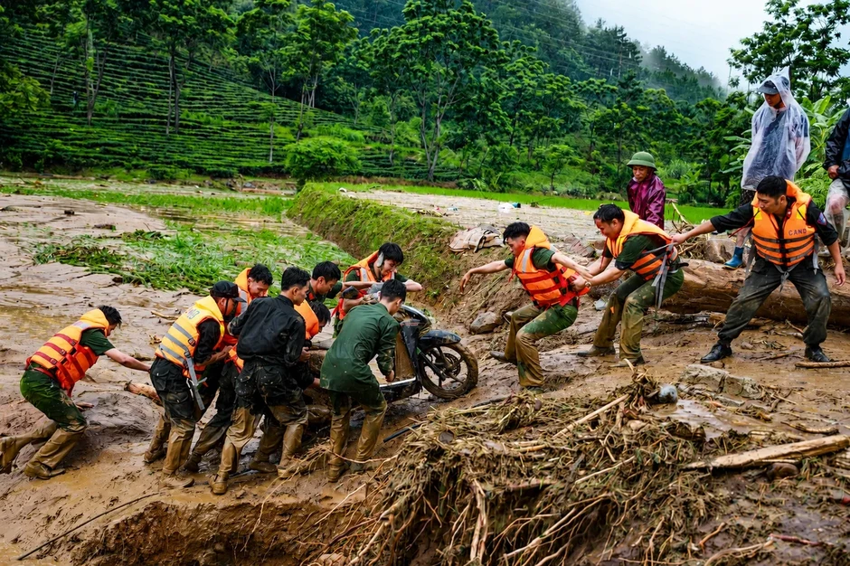 Lai Châu: Khẩn trương hàn gắn vùng lũ, ổn định cuộc sống Nhân dân Lai Châu: Khẩn trương hàn gắn vùng lũ, ổn định cuộc sống Nhân dân