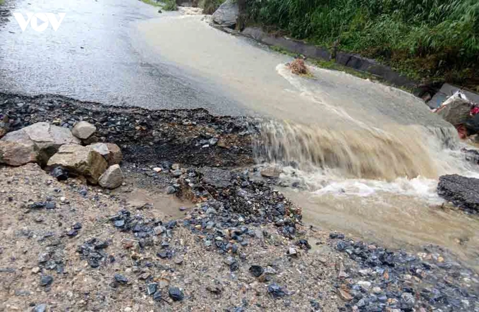 Lai Châu khẩn trương khắc phục thiệt hại do mưa lũ Lai Châu khẩn trương khắc phục thiệt hại do mưa lũ