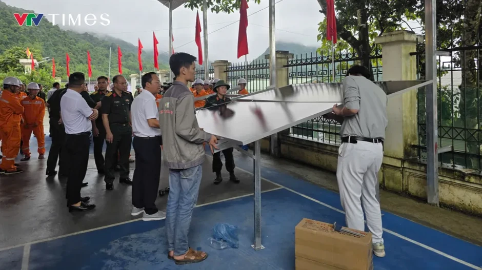 Lai Châu: Thắp sáng bản làng bằng năng lượng xanh Lai Châu: Thắp sáng bản làng bằng năng lượng xanh