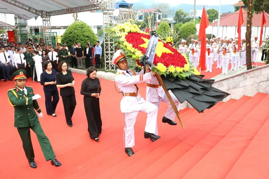 Lai Châu: Truy điệu, an táng 47 hài cốt liệt sĩ hy sinh từ 75 năm trước Lai Châu: Truy điệu, an táng 47 hài cốt liệt sĩ hy sinh từ 75 năm trước