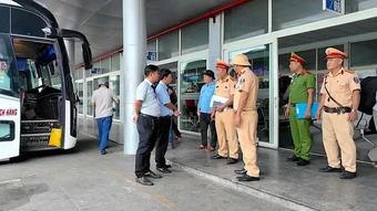 Lái xe được test nhanh ma túy trước khi xuất bến ở Đà Nẵng