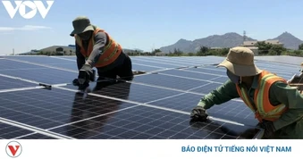 Làm điện mặt trời mái nhà ở TP.HCM: Thủ tục ngày càng đơn giản
