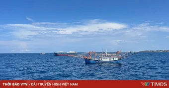 Lâm Đồng: Hỗ trợ 17 thuyền viên tàu cá gặp sự cố trên biển