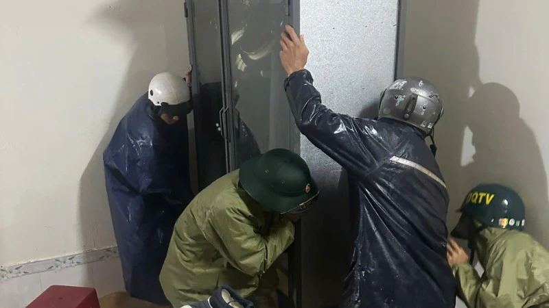 Lâm Đồng: Mưa kéo dài khiến khu vực Bảo Lộc ngập sâu Lâm Đồng: Mưa kéo dài khiến khu vực Bảo Lộc ngập sâu