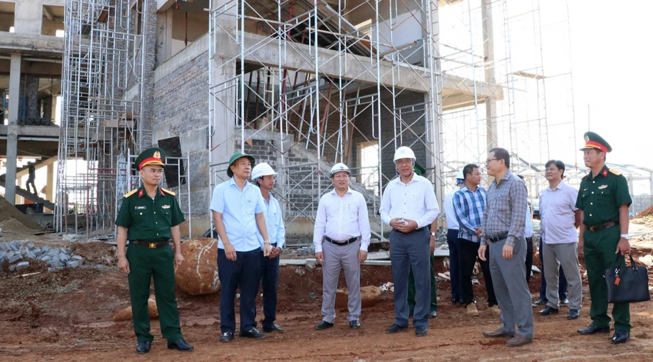 Lâm Đồng: Phấn đấu hoàn thành 2 trường nội trú biên giới trước ngày 15/8 Lâm Đồng: Phấn đấu hoàn thành 2 trường nội trú biên giới trước ngày 15/8