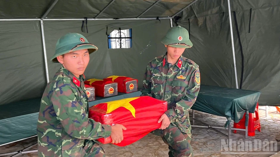 Lâm Đồng: Quy tập sáu hài cốt liệt sĩ về an táng tại Nghĩa trang liệt sĩ Đà Lạt Lâm Đồng: Quy tập sáu hài cốt liệt sĩ về an táng tại Nghĩa trang liệt sĩ Đà Lạt