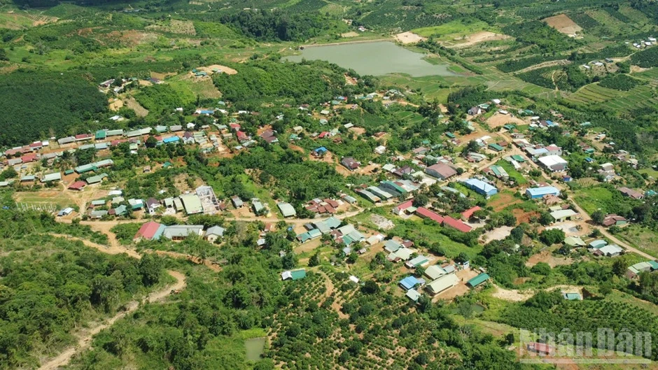Lâm Đồng: Tập trung gỡ vướng để tăng nguồn thu từ đất đai Lâm Đồng: Tập trung gỡ vướng để tăng nguồn thu từ đất đai