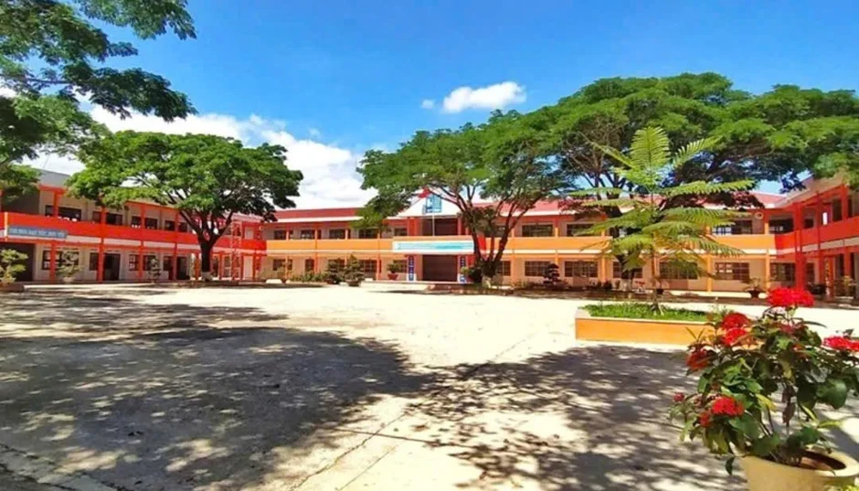 Lâm Đồng yêu cầu làm rõ vụ nam sinh lớp 8 tự tử nghi liên quan bạo lực học đường Lâm Đồng yêu cầu làm rõ vụ nam sinh lớp 8 tự tử nghi liên quan bạo lực học đường