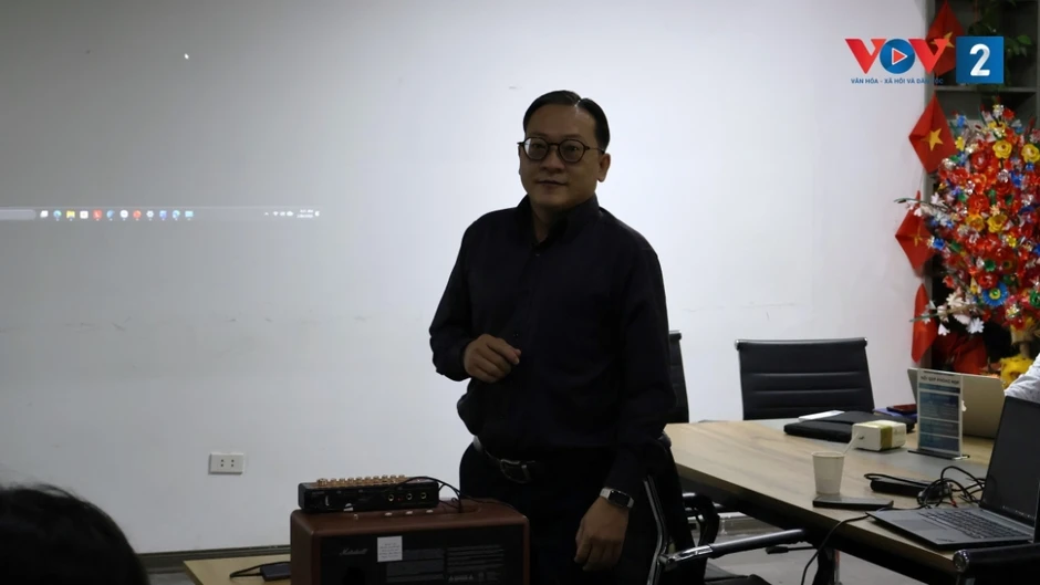 Làm gì để không trở thành "nạn nhân công nghệ"?