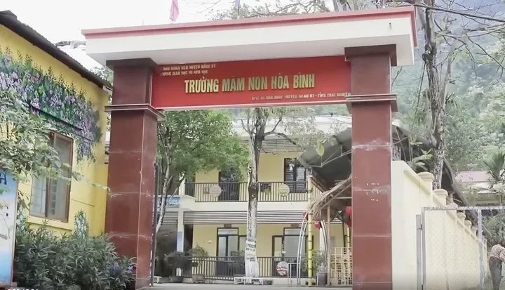 Làm rõ vụ việc nghi thực phẩm không an toàn tại Trường Mầm non Hòa Bình, Thái Nguyên Làm rõ vụ việc nghi thực phẩm không an toàn tại Trường Mầm non Hòa Bình, Thái Nguyên