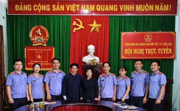 Lần đầu Viện Kiểm sát ở Đắk Lắk khởi kiện dân sự để bảo vệ trẻ em yếu thế Lần đầu Viện Kiểm sát ở Đắk Lắk khởi kiện dân sự để bảo vệ trẻ em yếu thế