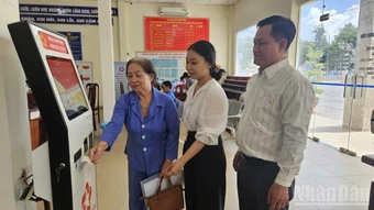 Lan tỏa mô hình “Dân vận khéo” trong giải quyết thủ tục hành chính
