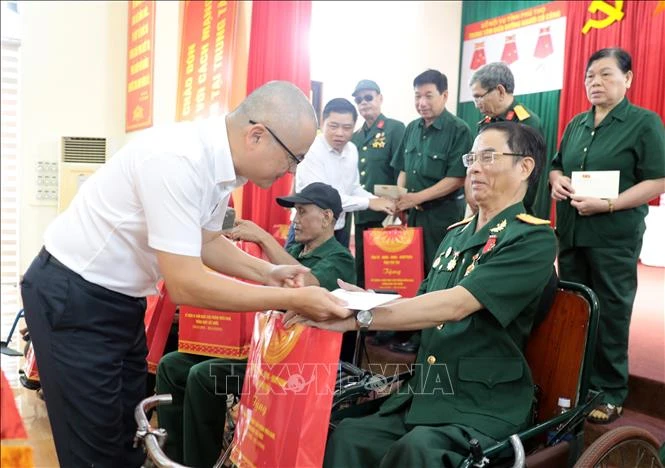 Lan tỏa nghĩa tình tri ân người có công trên cả nước Lan tỏa nghĩa tình tri ân người có công trên cả nước