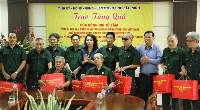 Lan tỏa nghĩa tình tri ân người có công trên cả nước Lan tỏa nghĩa tình tri ân người có công trên cả nước