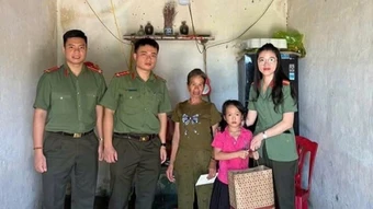 Lan tỏa nhân văn qua chương trình “Mẹ đỡ đầu”