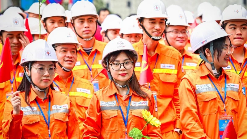 Lan tỏa tinh thần lao động bất diệt Lan tỏa tinh thần lao động bất diệt