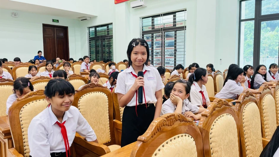 Lan tỏa tình yêu biển, đảo đến thế hệ trẻ tại Hải đoàn 32