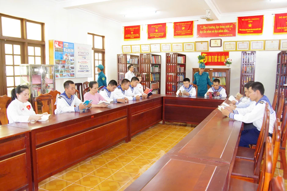 Lan tỏa văn hóa đọc nơi Đặc khu Trường Sa Lan tỏa văn hóa đọc nơi Đặc khu Trường Sa