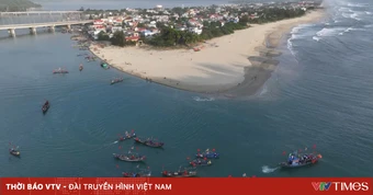 Lăng Cô - vịnh đẹp thế giới vào mùa lễ hội