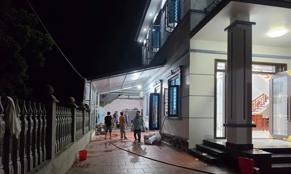 Lãnh đạo Bắc Ninh thăm hỏi gia đình nạn nhân vụ trọng án khiến 4 người tử vong Lãnh đạo Bắc Ninh thăm hỏi gia đình nạn nhân vụ trọng án khiến 4 người tử vong