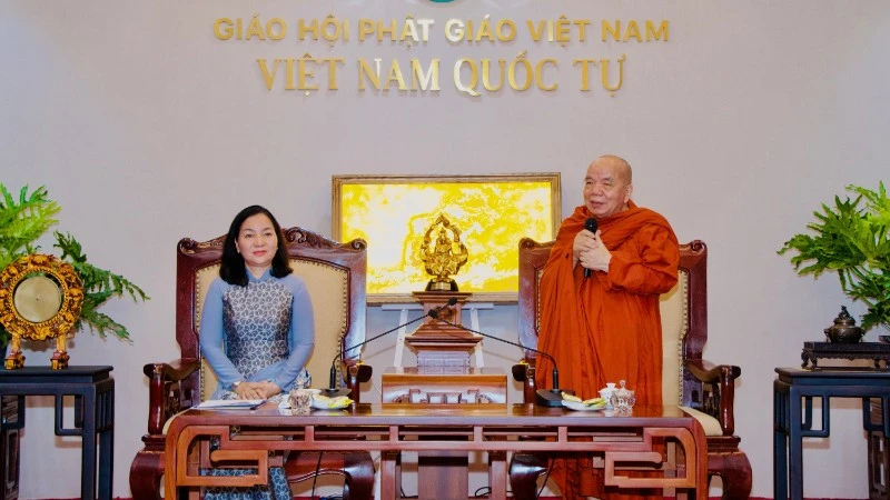Lãnh đạo Thành phố Hồ Chí Minh chúc mừng chức sắc Phật giáo nhân Đại lễ Phật đản Lãnh đạo Thành phố Hồ Chí Minh chúc mừng chức sắc Phật giáo nhân Đại lễ Phật đản