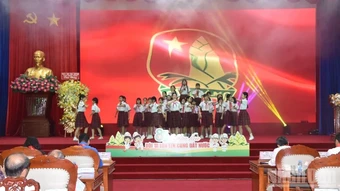 Lãnh đạo tỉnh Đồng Tháp gặp gỡ đoàn viên, thiếu nhi tiêu biểu