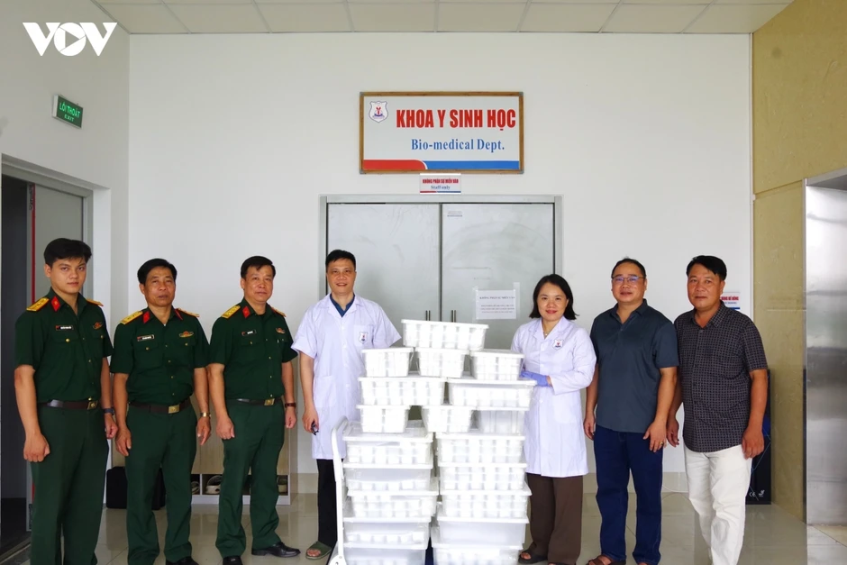 Lào Cai bàn giao 821 mẫu hài cốt liệt sĩ phục vụ giám định ADN Lào Cai bàn giao 821 mẫu hài cốt liệt sĩ phục vụ giám định ADN