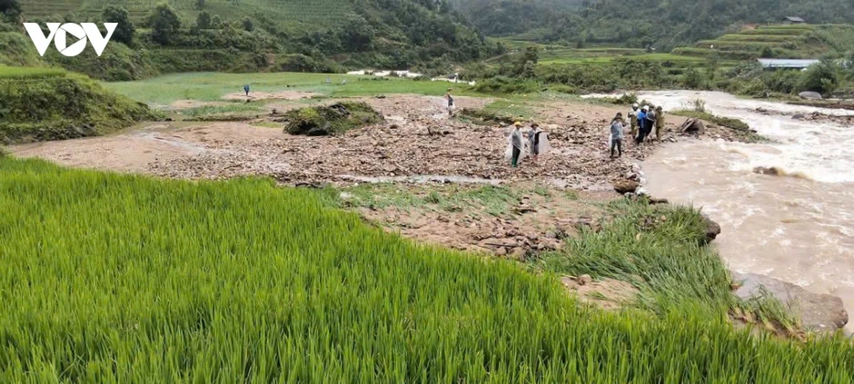 Lào Cai khẩn trương khắc phục thiệt hại do mưa lớn, bảo đảm an toàn vùng nguy cơ Lào Cai khẩn trương khắc phục thiệt hại do mưa lớn, bảo đảm an toàn vùng nguy cơ