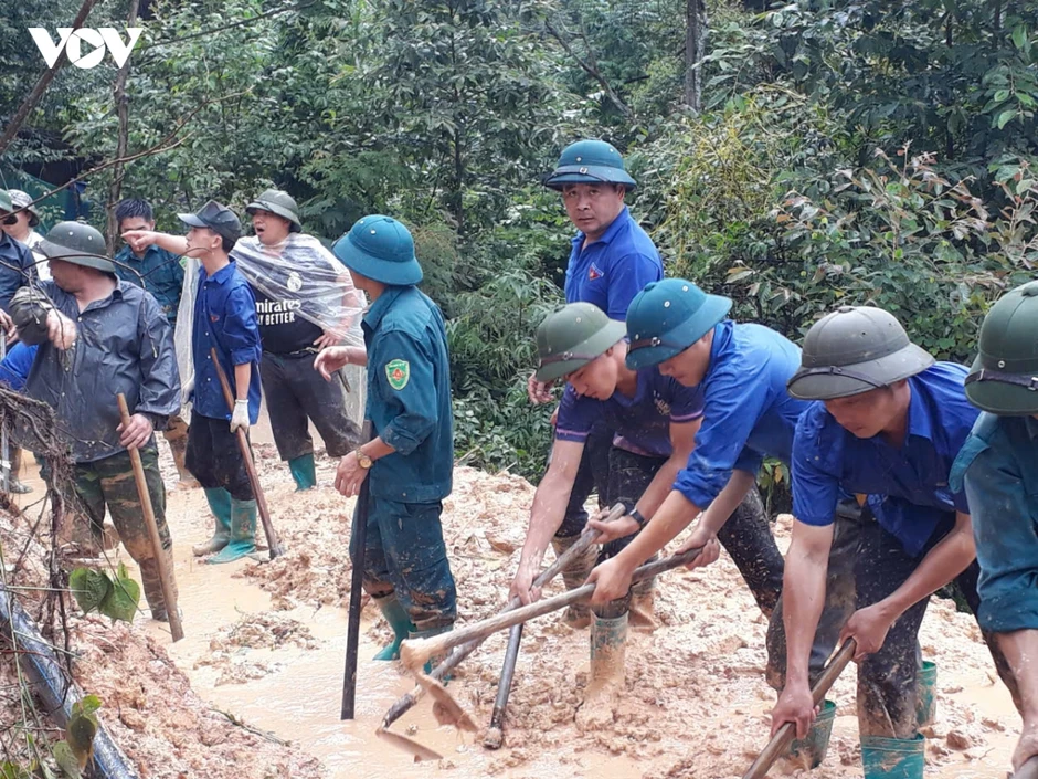 Lào Cai nỗ lực khắc phục giao thông, ổn định đời sống sau mưa lũ Lào Cai nỗ lực khắc phục giao thông, ổn định đời sống sau mưa lũ
