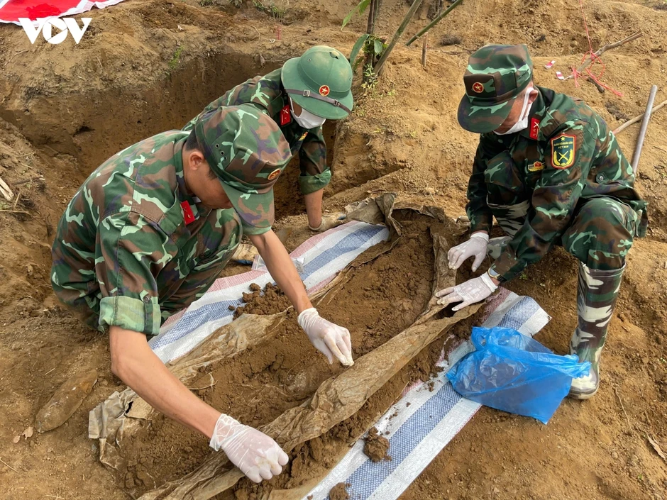 Lào Cai vượt tiến độ 12 tháng trong công tác lấy mẫu định danh hài cốt liệt sĩ Lào Cai vượt tiến độ 12 tháng trong công tác lấy mẫu định danh hài cốt liệt sĩ