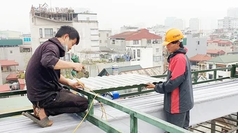 Lao động ngoài trời trước sức ép biến đổi khí hậu