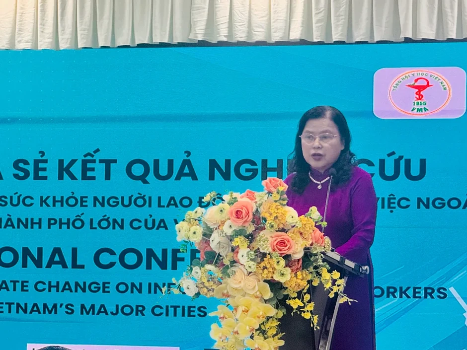 Lao động tự do làm việc ngoài trời là nhóm phơi nhiễm với khí hậu và môi trường ở mức rất cao