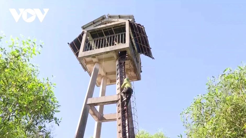 Lập chốt trên các lối đi, ngăn người dân đưa mồi lửa vào rừng tại Quảng Trị Lập chốt trên các lối đi, ngăn người dân đưa mồi lửa vào rừng tại Quảng Trị