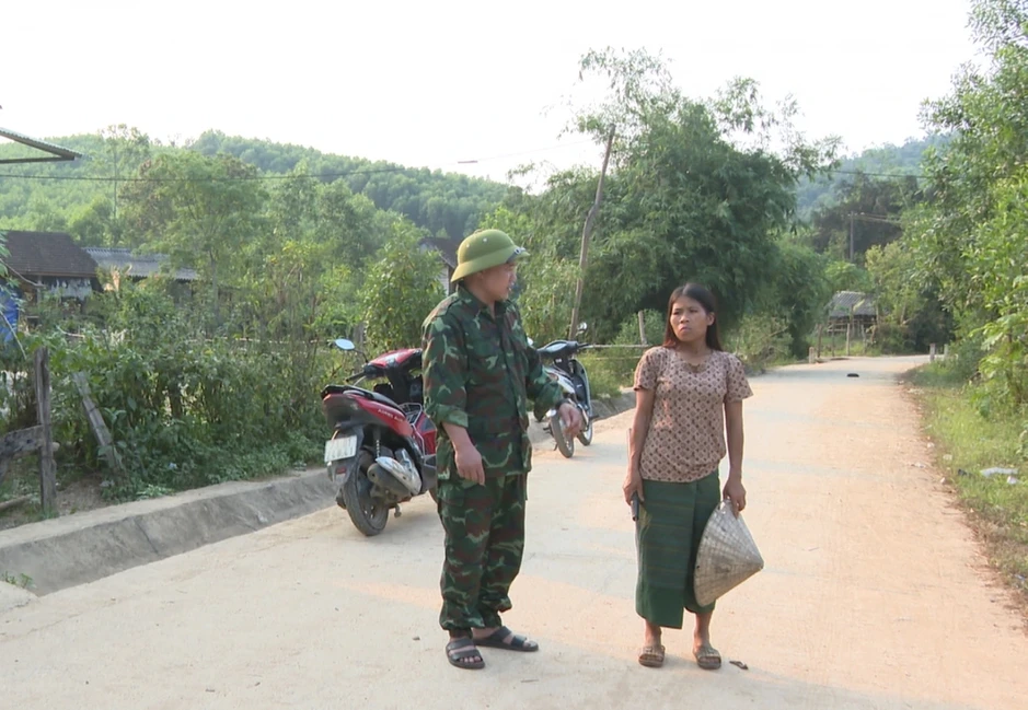 Lập chốt trên các lối đi, ngăn người dân đưa mồi lửa vào rừng tại Quảng Trị Lập chốt trên các lối đi, ngăn người dân đưa mồi lửa vào rừng tại Quảng Trị