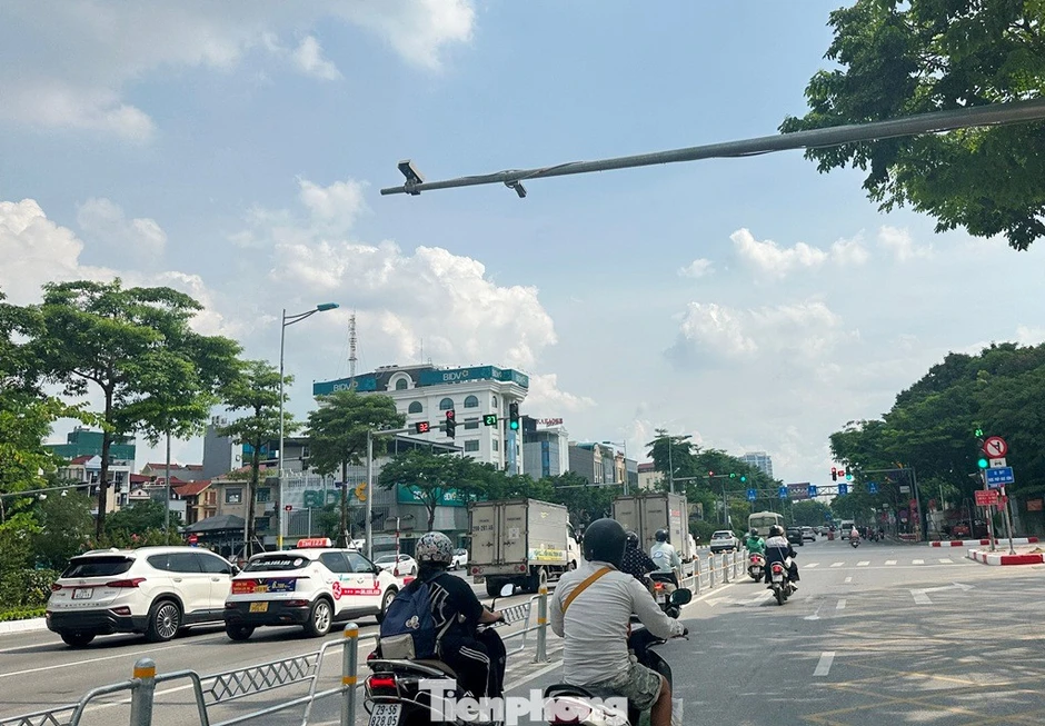 Lắp đặt camera AI trên đường Phạm Văn Đồng, Võ Chí Công Lắp đặt camera AI trên đường Phạm Văn Đồng, Võ Chí Công