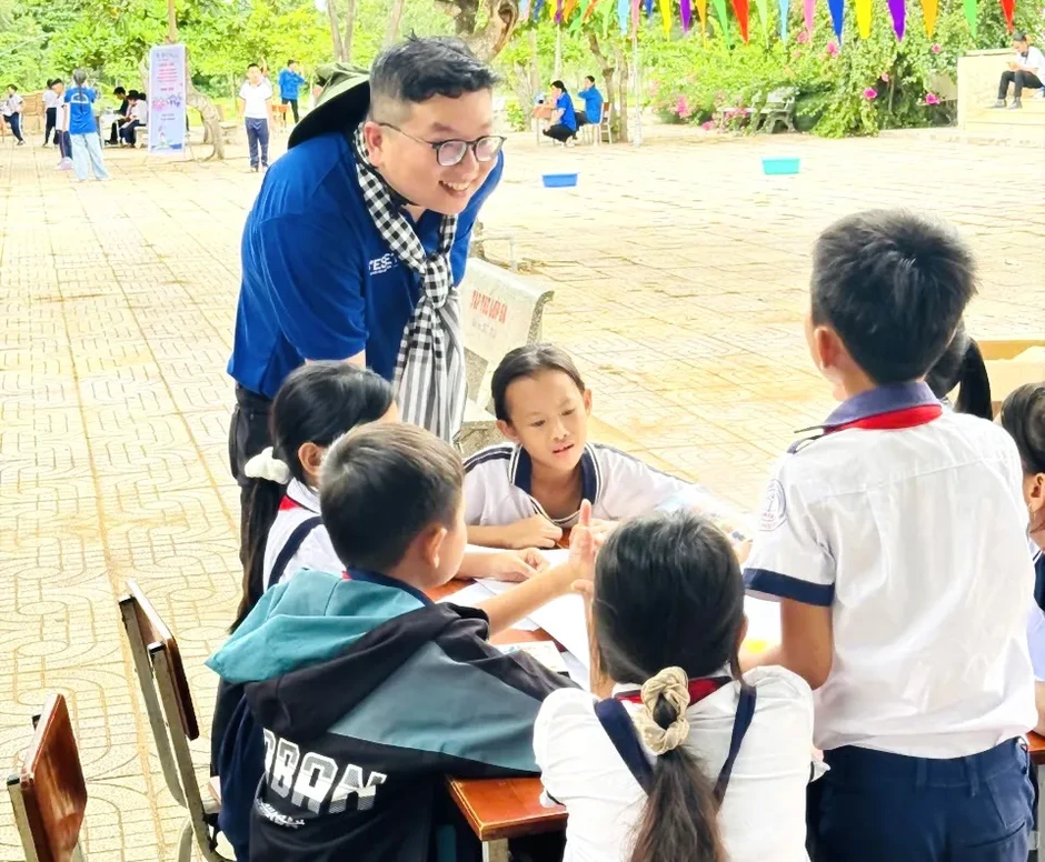 Lấy chuyên môn làm đẹp cho đời