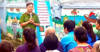 Lấy chuyên môn làm đẹp cho đời