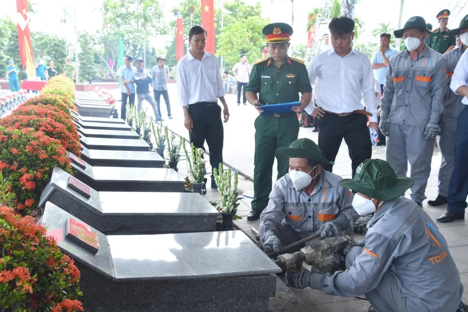 Lấy mẫu sinh phẩm hài cốt liệt sĩ chưa xác định danh tính để giám định ADN Lấy mẫu sinh phẩm hài cốt liệt sĩ chưa xác định danh tính để giám định ADN