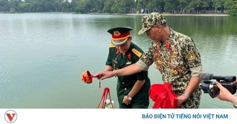 Lễ lấy nước Hồ Gươm tri ân các anh hùng liệt sĩ trên sông Thạch Hãn, Quảng Trị