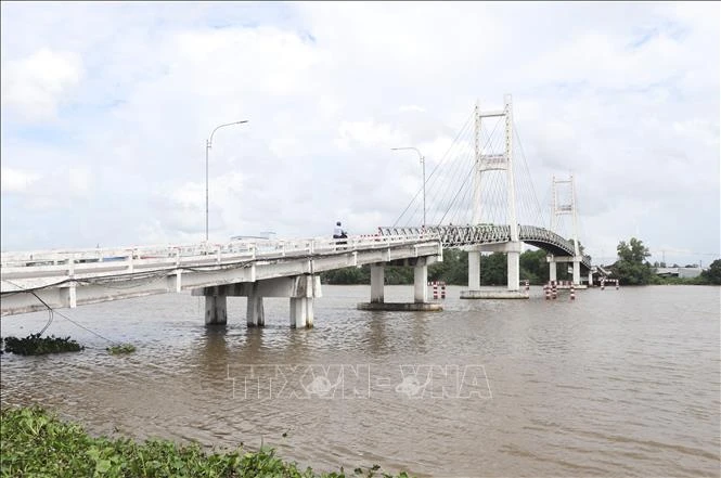 Lên phương án khắc phục cầu treo Rạch Ráng Lên phương án khắc phục cầu treo Rạch Ráng