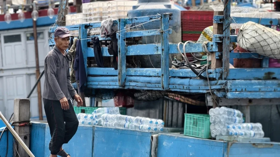 Liên kết tổ đội đánh bắt trên biển, ngư dân Quảng Ngãi trúng đậm Liên kết tổ đội đánh bắt trên biển, ngư dân Quảng Ngãi trúng đậm