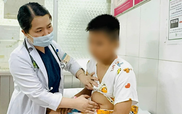 Lo thực phẩm bẩn, cử tri TP.HCM đề xuất thưởng nóng người tố giác vi phạm Lo thực phẩm bẩn, cử tri TP.HCM đề xuất thưởng nóng người tố giác vi phạm