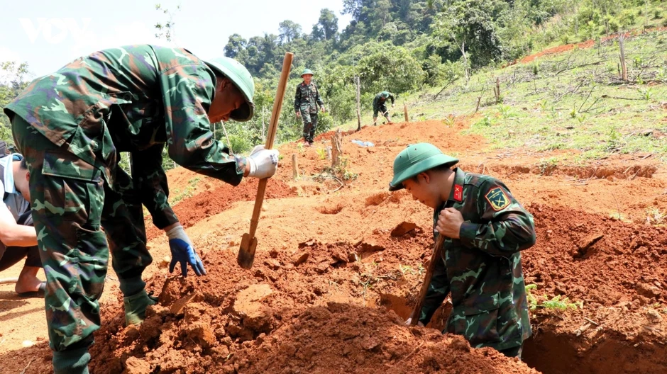 Lời gọi thiêng liêng vọng lên từ lòng đất giữa đại ngàn Trường Sơn Lời gọi thiêng liêng vọng lên từ lòng đất giữa đại ngàn Trường Sơn
