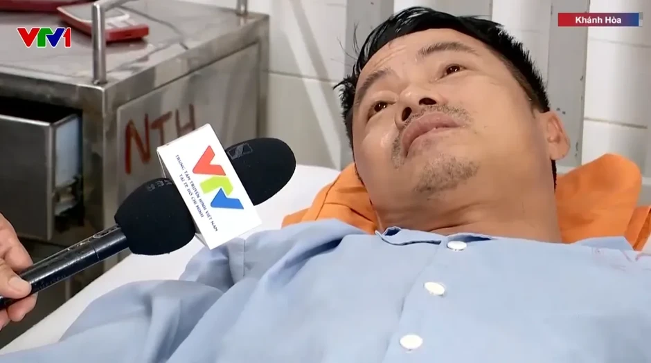 Lời kể của thuyền viên gặp nạn trong hầm tàu hàng ở Khánh Hòa Lời kể của thuyền viên gặp nạn trong hầm tàu hàng ở Khánh Hòa