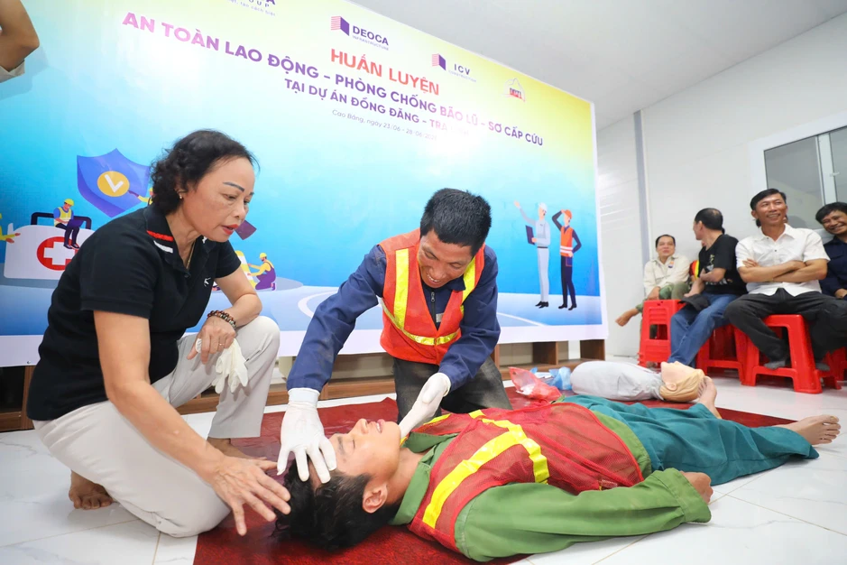 Lựa chọn công việc không nên chỉ dựa trên mức lương hiện tại, mà cần nhìn về cơ hội phát triển Lựa chọn công việc không nên chỉ dựa trên mức lương hiện tại, mà cần nhìn về cơ hội phát triển