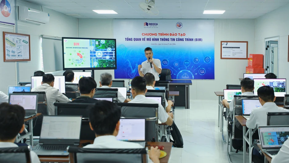 Lựa chọn công việc không nên chỉ dựa trên mức lương hiện tại, mà cần nhìn về cơ hội phát triển Lựa chọn công việc không nên chỉ dựa trên mức lương hiện tại, mà cần nhìn về cơ hội phát triển